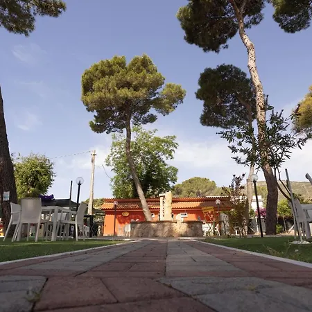 Anxur Village Camping 3* Terracina