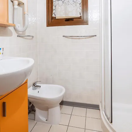 Anxur Village Camping 3*